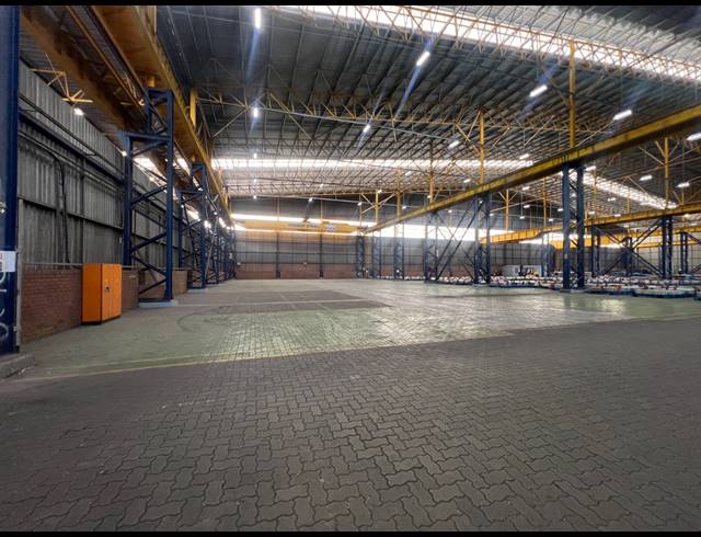 5,999M² FACTORY TO LET IN ROODEKOP